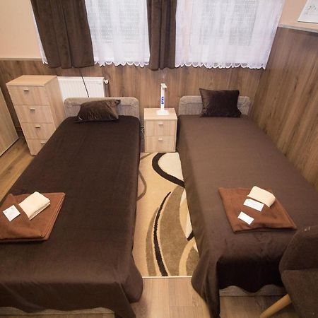 Bed and Breakfast M7 Galéria Panzió Letenye Exterior foto
